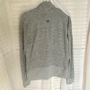 doTERRA active wear zip up